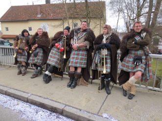 Fasnachts-Sonntag Umfangreich war dieses Jahr das Programm am Fasnachts-Sonntag. Am Morgen umrahmten wir die Narrenmesse in Jestetten mit...